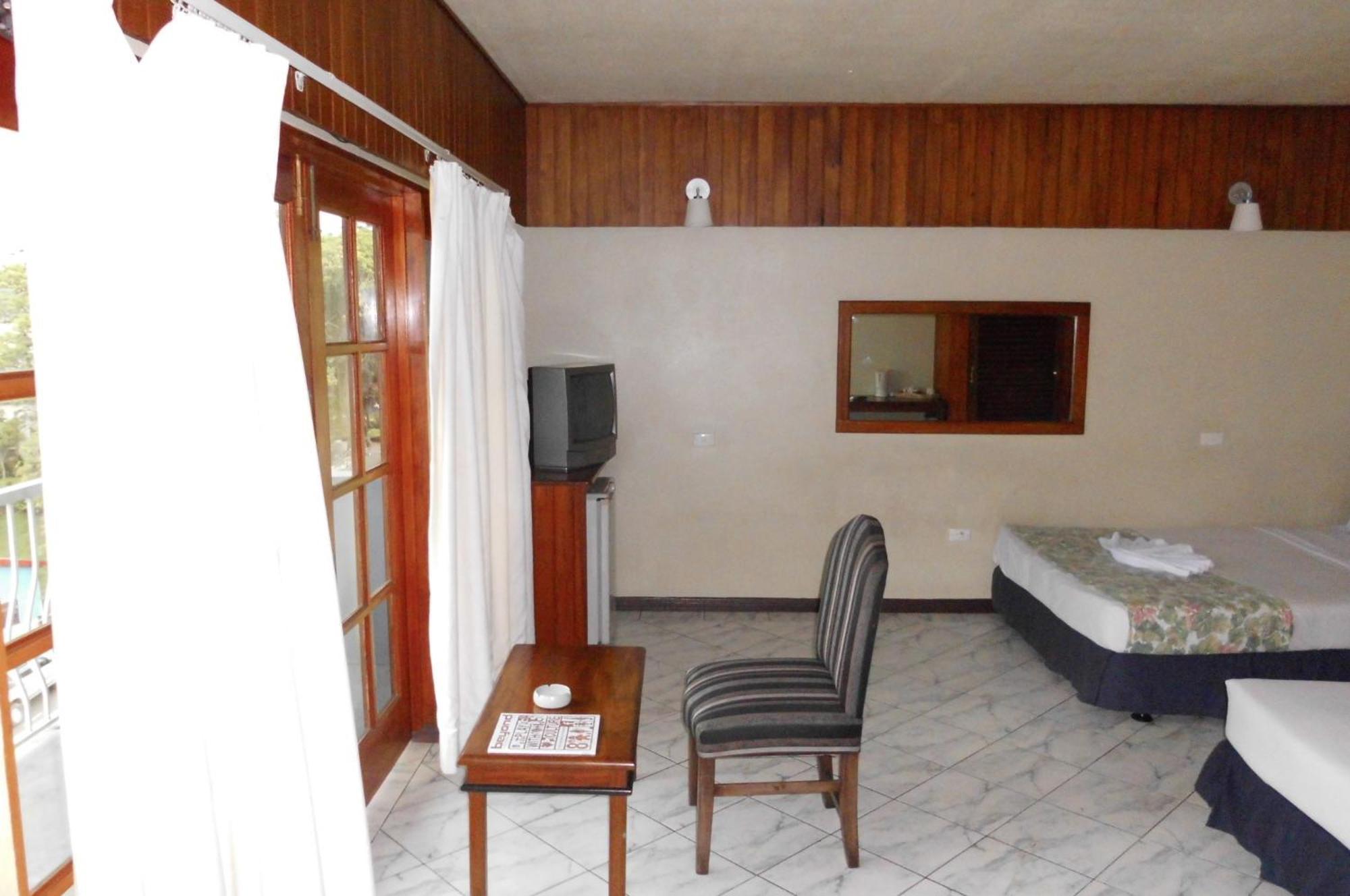 Southern Cross Hotel Сува Экстерьер фото