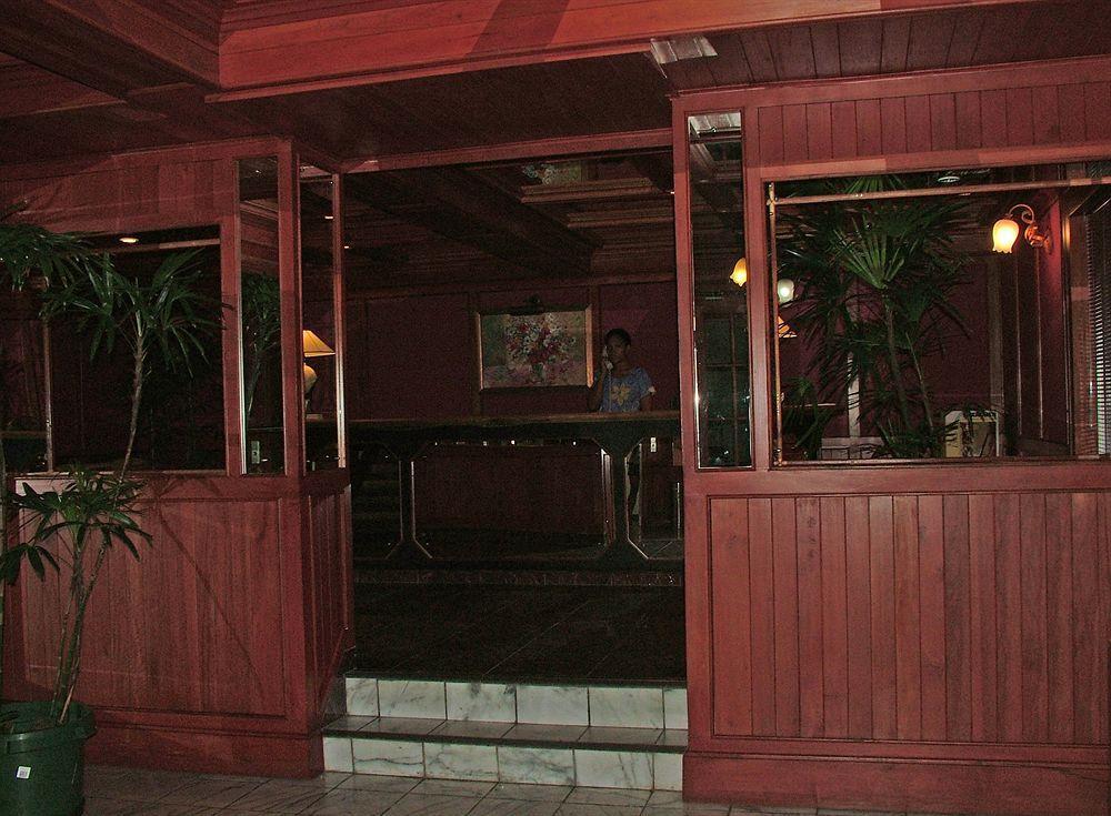 Southern Cross Hotel Сува Экстерьер фото
