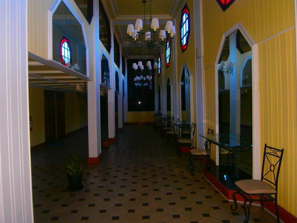 Southern Cross Hotel Сува Экстерьер фото