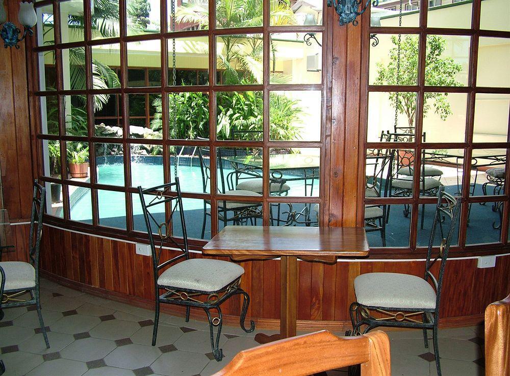 Southern Cross Hotel Сува Экстерьер фото